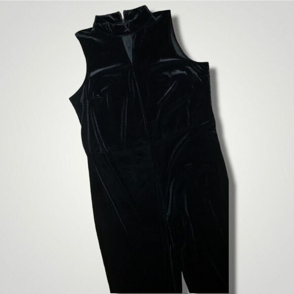 MODA Black Sleeveless Basic velvet Casual Jumpsuit flare bottom Romper - Picture 3 of 11